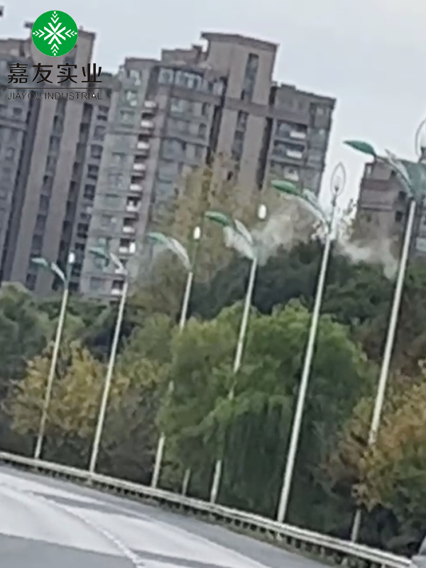 路灯杆喷雾降尘系统 (2)